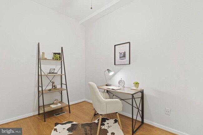 Building Photo - 1435 Corcoran St NW