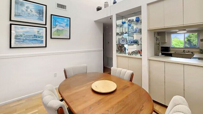 Building Photo - Saybrook Seasonal Condo for Rent