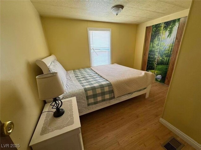 Building Photo - 551 Piltz Rd