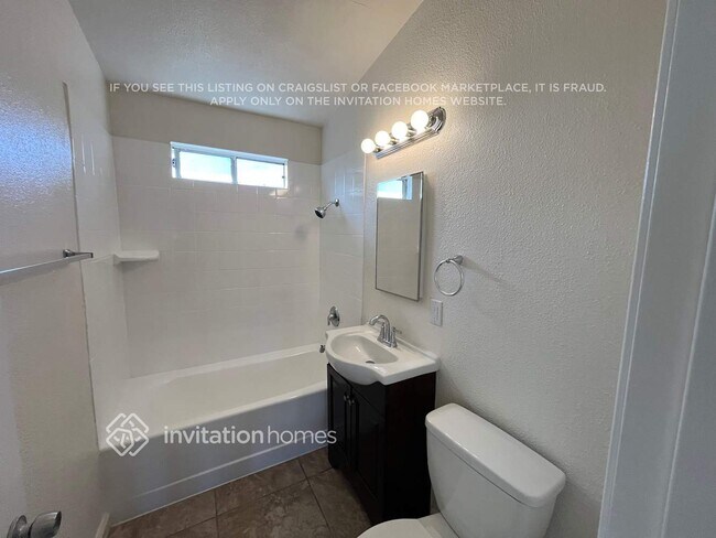 Building Photo - 312 Hopkins Dr