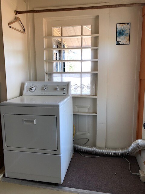 Building Photo - Early 1900's Charm In This Two Bedroom in Prescott