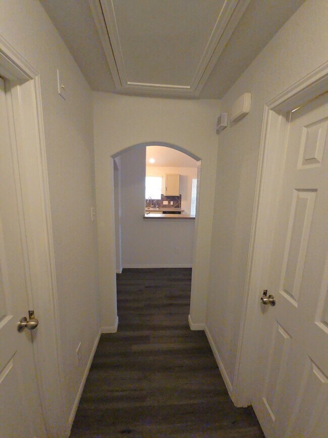 Building Photo - 3103 Thicket Path Way