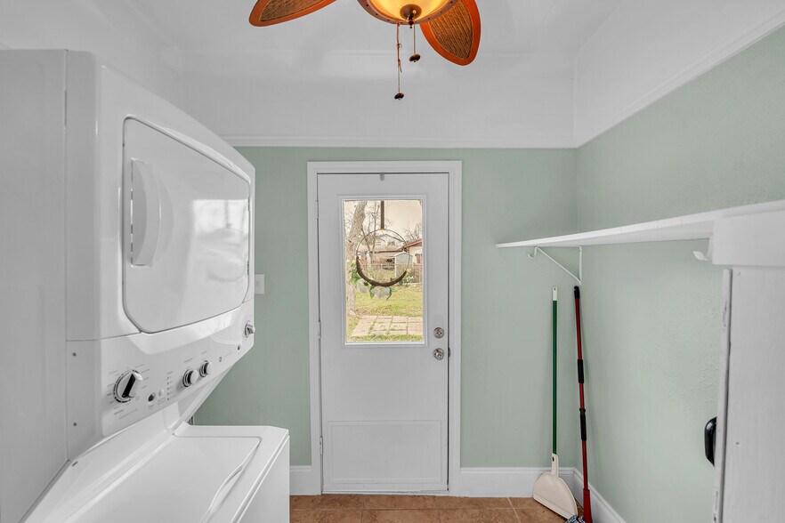 In-unit washer and dryer included — all utilities + WiFi included - 2301 North Dr