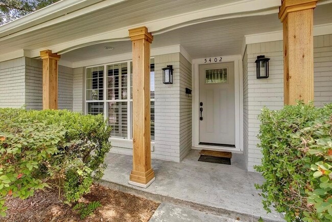 Building Photo - 5402 Cheena Dr