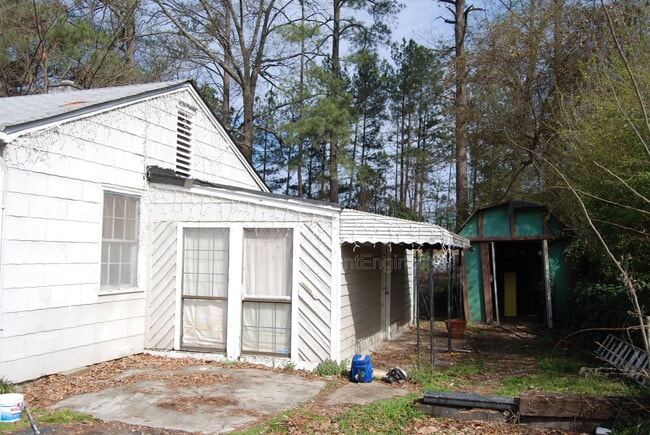 Building Photo - 2242 Lawson Way