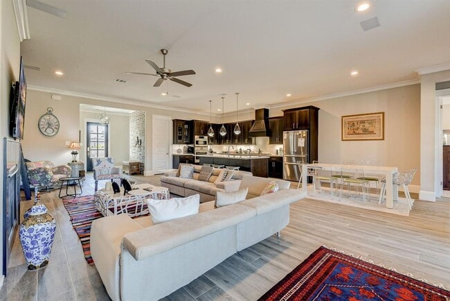 Building Photo - 2339 Pale Star Dr