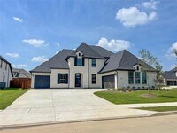 Building Photo - 1600 Santa Fe Ln
