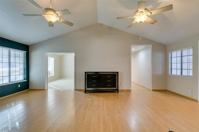 Building Photo - 224 Garfield Dr