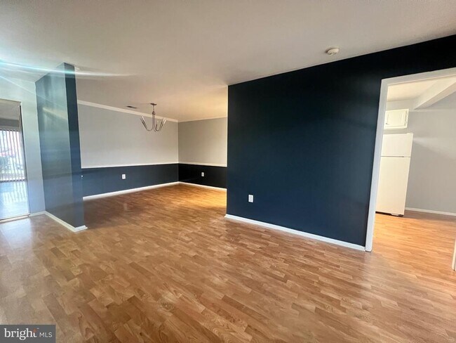 Building Photo - 8141 Needwood Rd