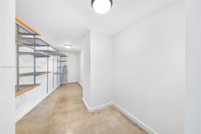 Building Photo - 7700 Collins Ave