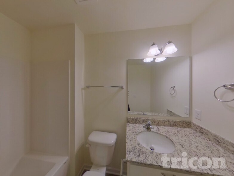 Building Photo - 1073 Crescent Moon Lp