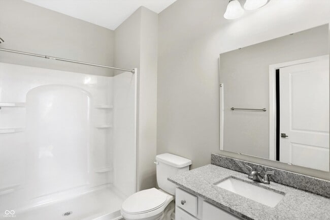 Building Photo - 1915 Chambers Dr