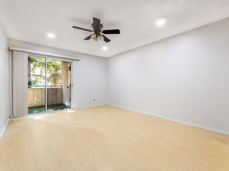Building Photo - 7800 Topanga Canyon Blvd