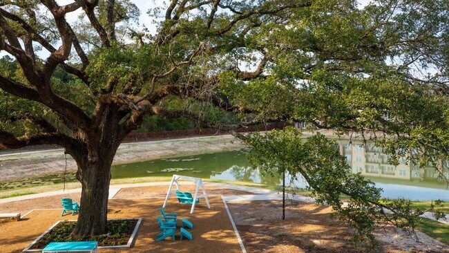 Building Photo - 12807 Telge Rd