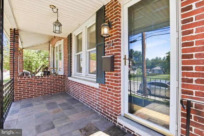 Building Photo - 54 Jefferson Ave