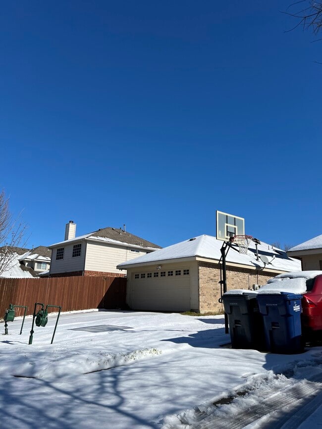 Building Photo - 3628 Carmel Mountain Dr