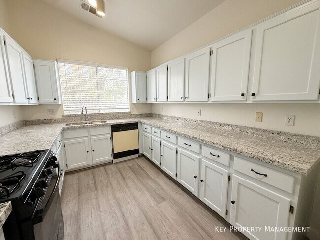 Building Photo - 1605 Woodward Heights Way