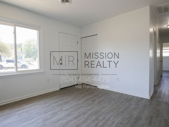 Building Photo - 1649 Delmar Ave