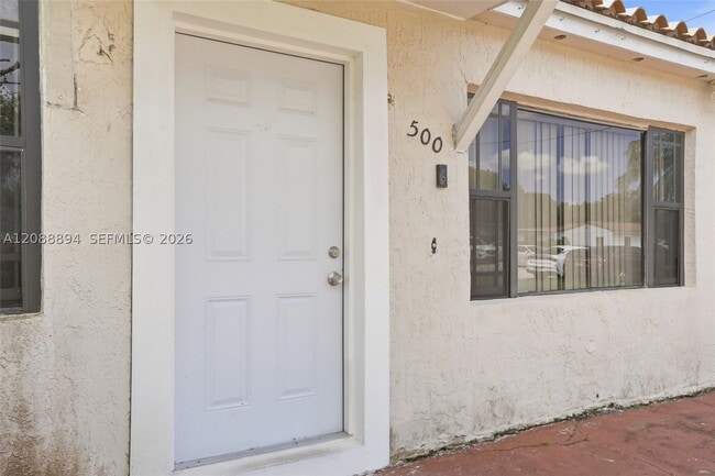 Building Photo - 500 NW 124th St