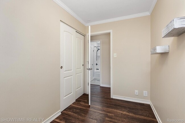 Building Photo - 31810 Briar Ln