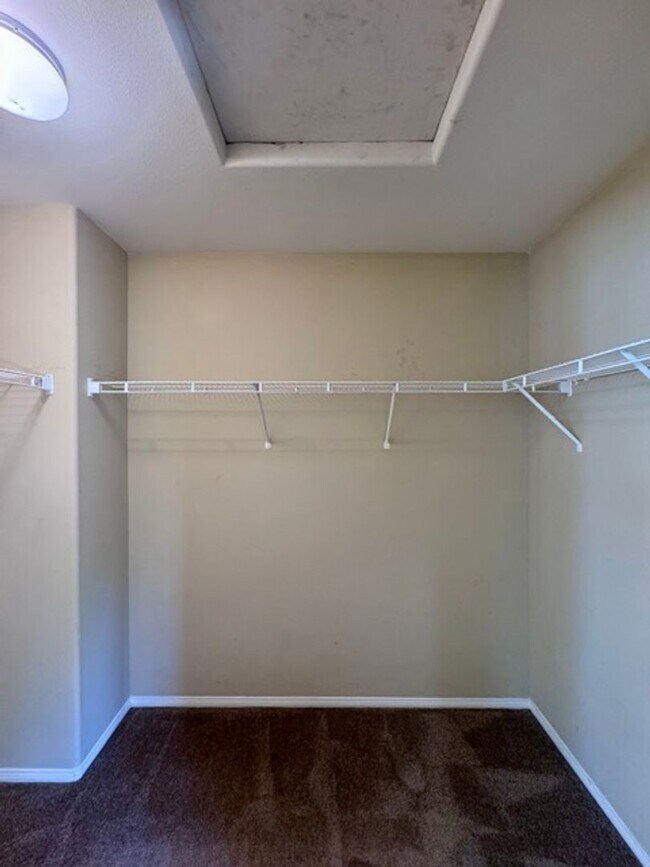 Building Photo - 4 Bedroom Menifee home on Menifee Lakes Go...