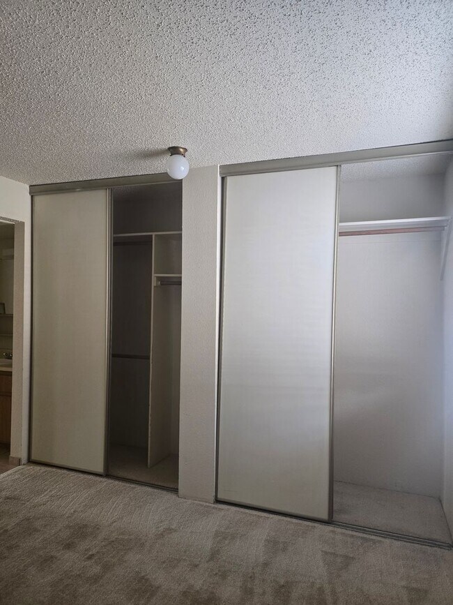 Building Photo - 3525 E 3rd St