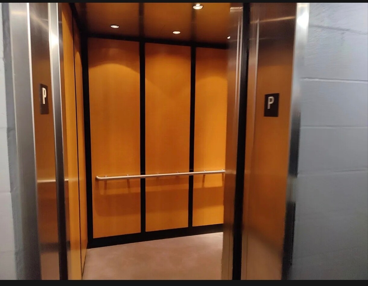 Elevator - 5200 Peachtree Rd