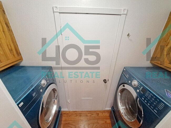 Building Photo - Spacious 2 Bedroom in Norman