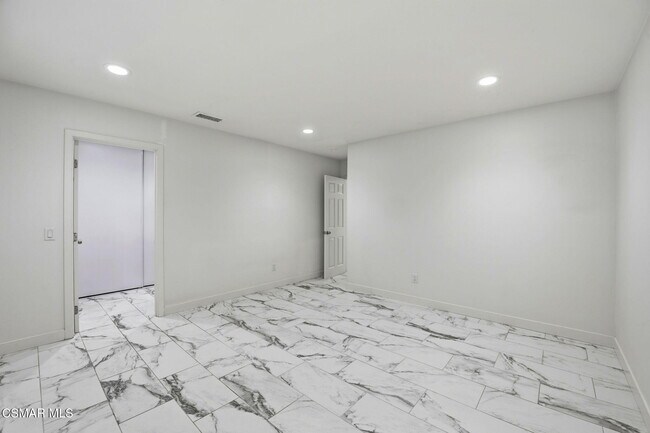 Building Photo - 30845 Catarina Dr