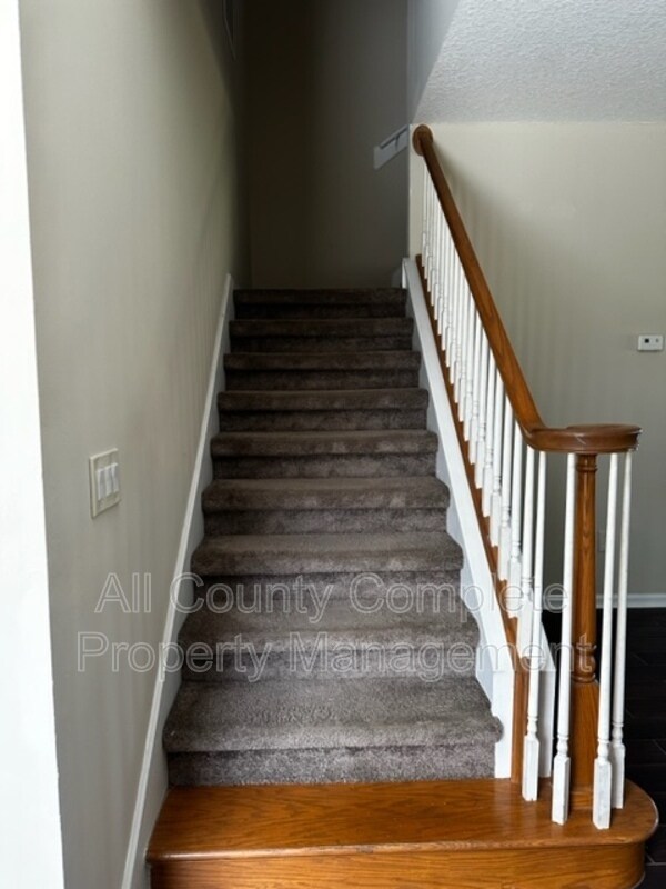 Building Photo - 4095 Pebble Brooke Circle South