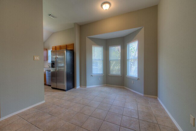 Building Photo - Great home with easy maintenance flooring.