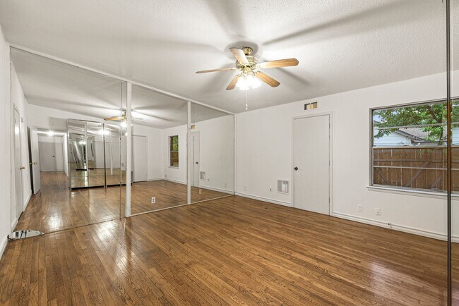 Building Photo - Charming Home with Expansive Backyard on a...