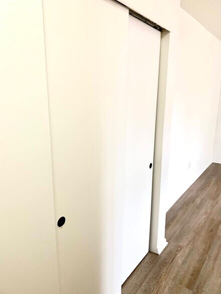 Building Photo - 335 E Lancaster Ave