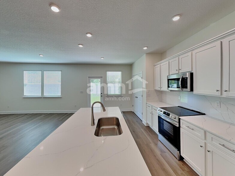 Building Photo - 2570 Belfort Lndg Ct