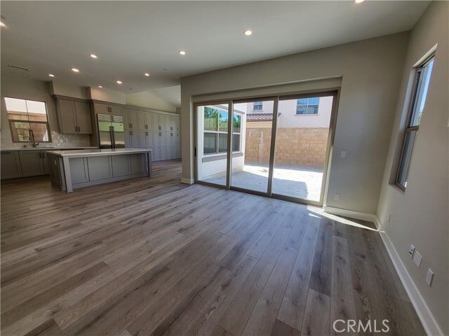 Building Photo - 157 Fairgreen