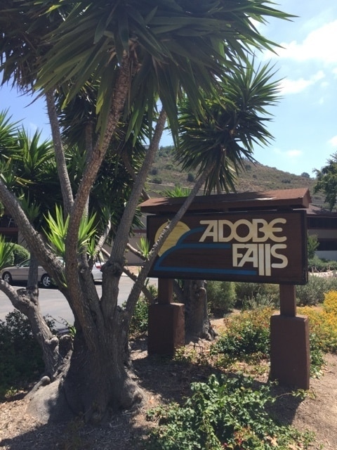 Building Photo - 2nd Floor 3 bed/2 bath Condo!