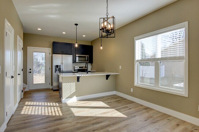 Building Photo - 102 Rosenwald St