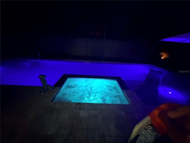 Building Photo - 718 Gadwall Ct