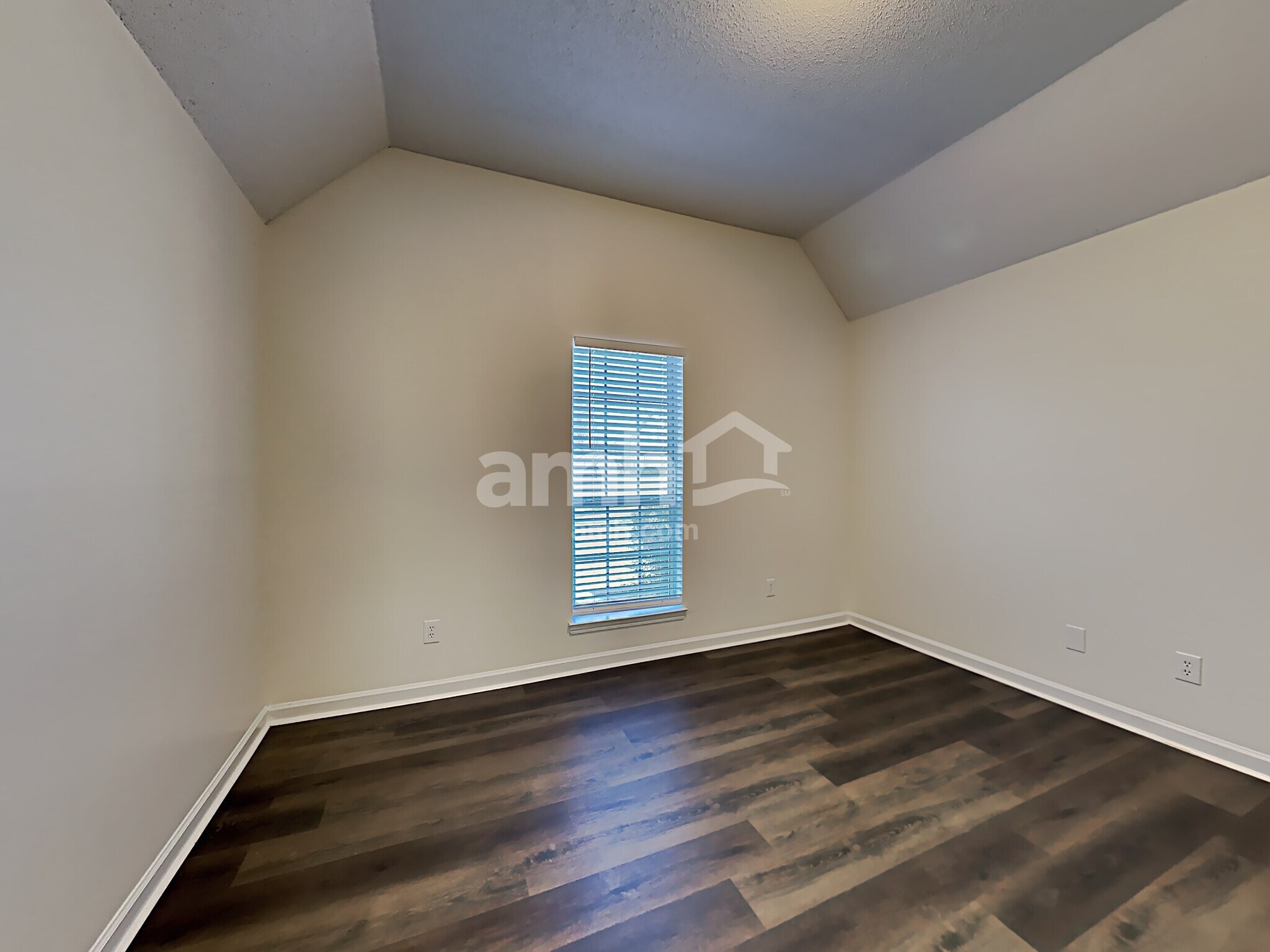 Building Photo - 2383 Bethany Dr