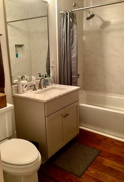 Building Photo - 724 Governor Nicholls St