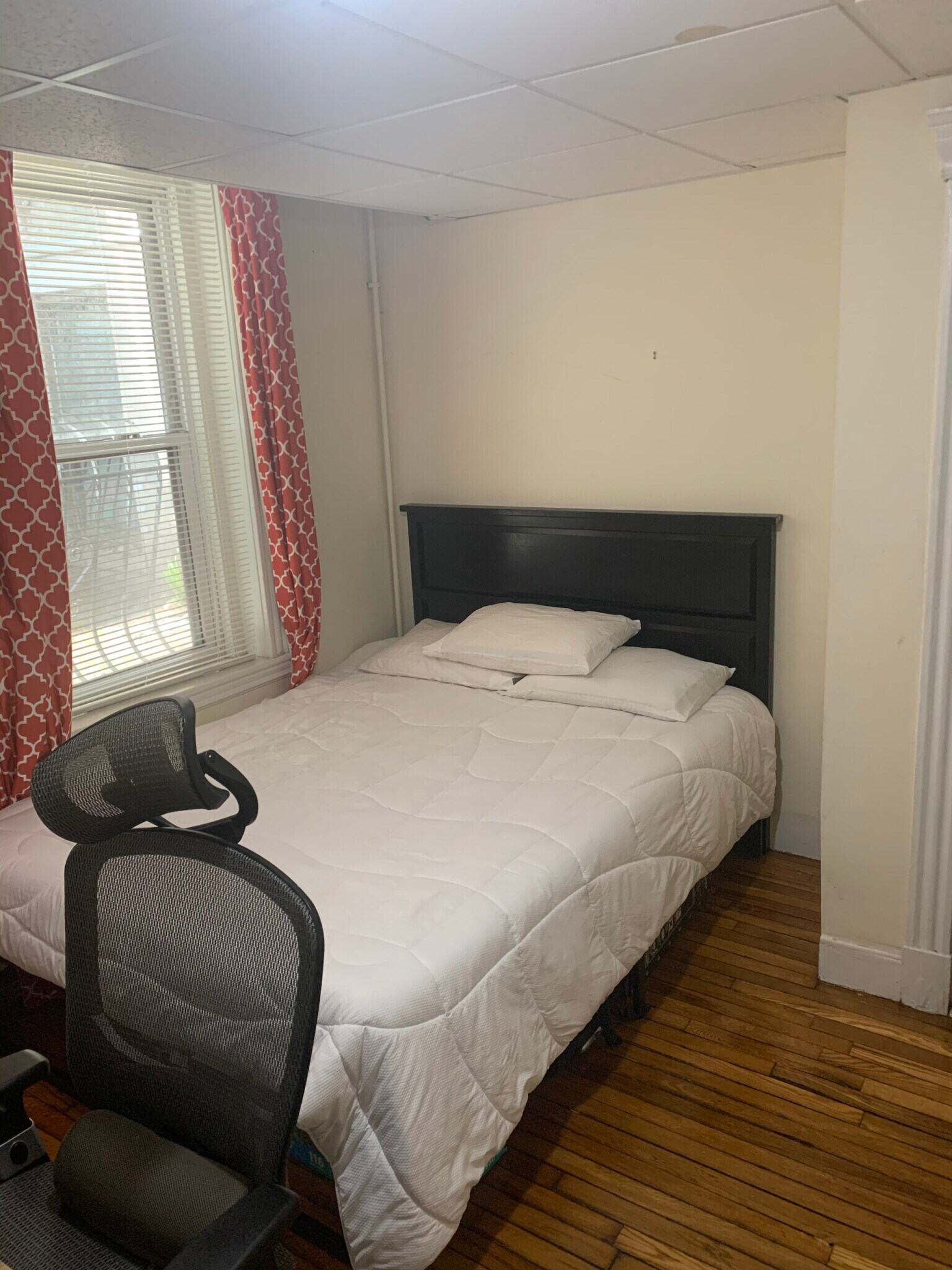 Building Photo - 360 Riverway