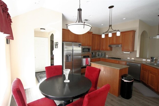 Building Photo - 1808 Harvest Bend Ln