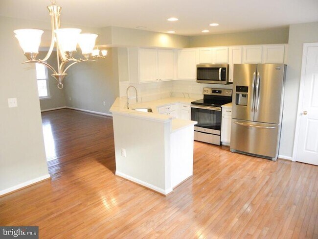 Building Photo - 14311 Newbern Loop