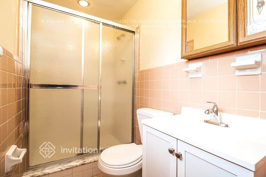 Building Photo - 1546 Peruvian Ln
