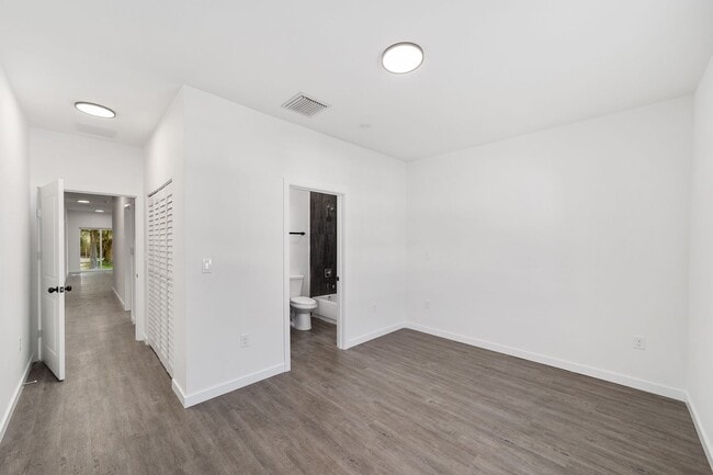 Building Photo - Eagle Trace 1597 #1