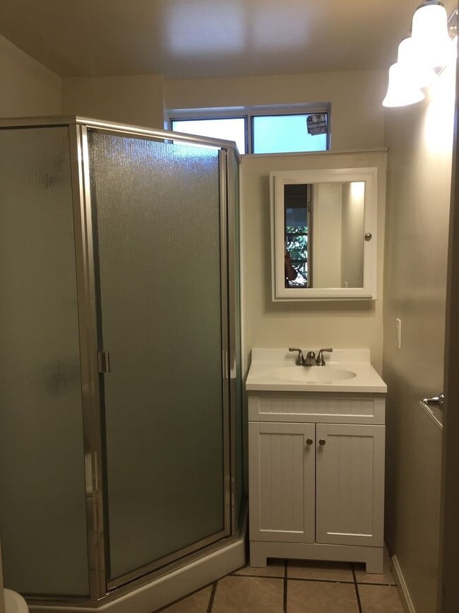 Building Photo - **Reserve for SUMMER 2026** - Tropicana House