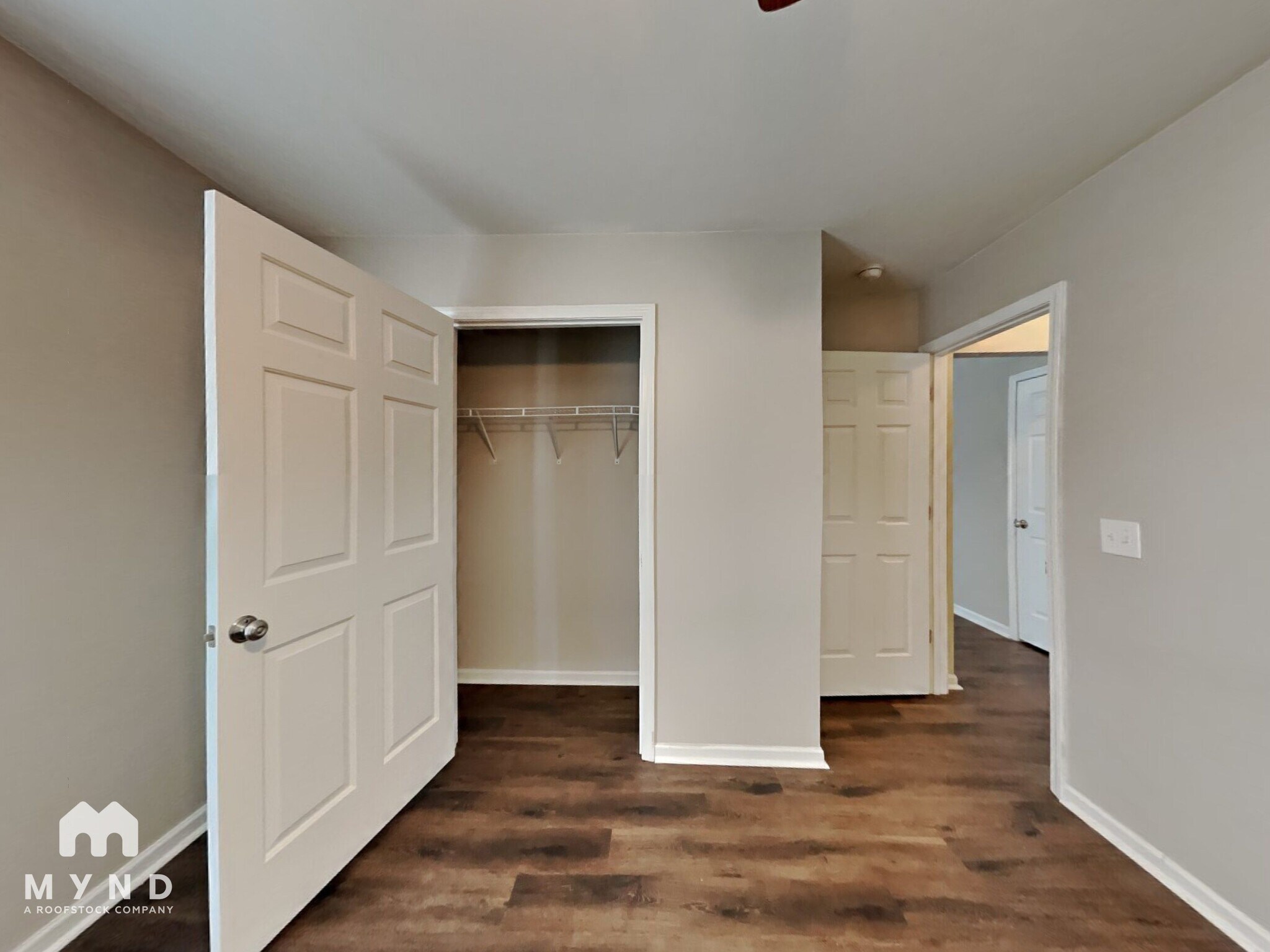 Building Photo - 466 Barewood Dr