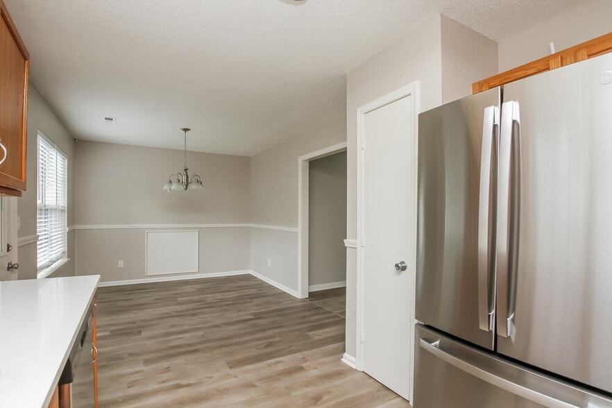 Building Photo - 8809 Little Hampton Pl