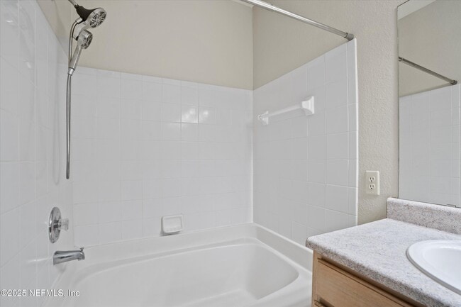 Building Photo - 7800 Point Meadows Dr
