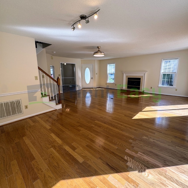 Building Photo - 1035 Shoal Creek Trail